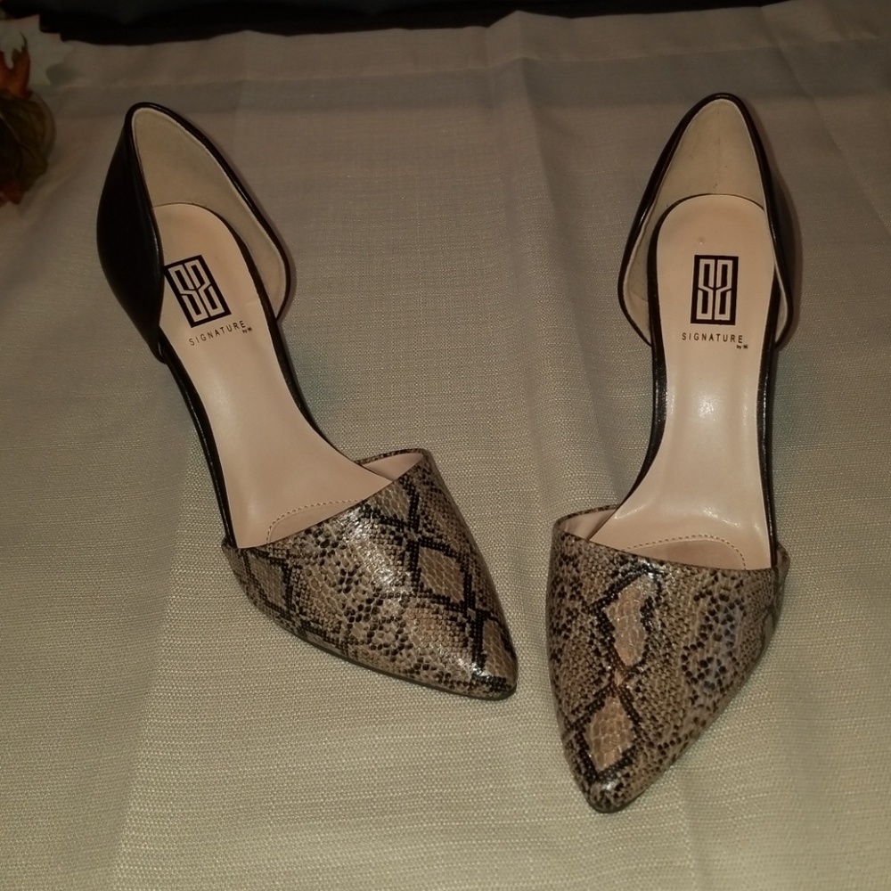 Shoedazzle Arlene Heel